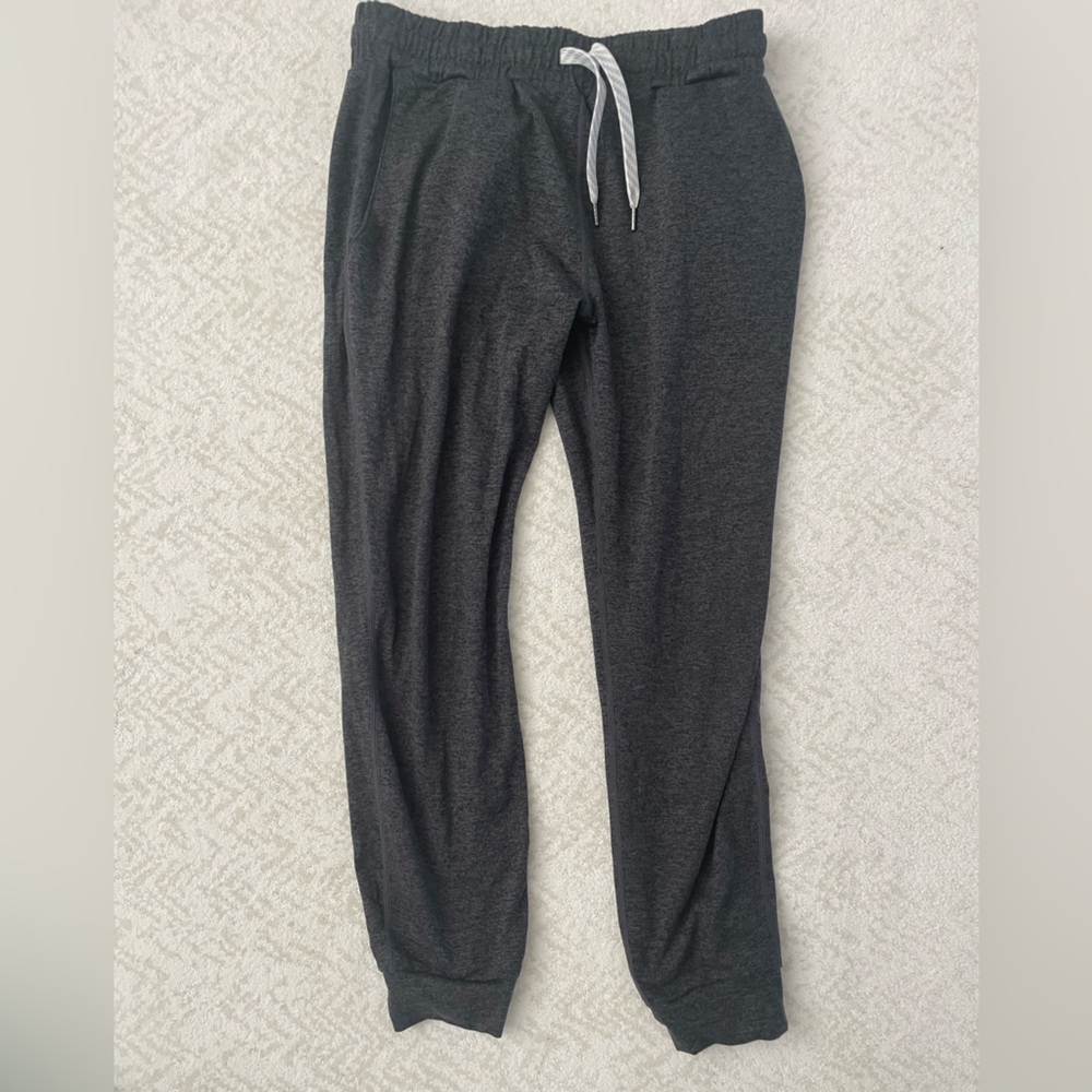Vuori Joggers